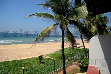 Blick vom Balkon unseres Hotelzimmers am Beach in Hikkaduwa - Süd-Sri-Lanka.